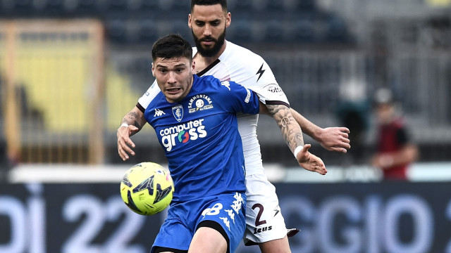 Mp Empoli 08/05/2023 - campionato di calcio serie A / Empoli-Salernitana / foto Matteo Papini/Image Sport
nella foto: Nicolo Cambiaghi-Dylan Daniel Bronn