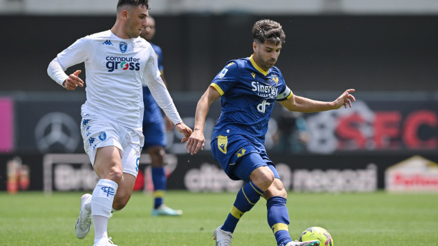 Cm Verona 28/05/2023 - campionato di calcio serie A / Hellas Verona-Empoli / foto Cristiano Mazzi/Image Sport
nella foto: Miguel Veloso-Roberto Piccoli